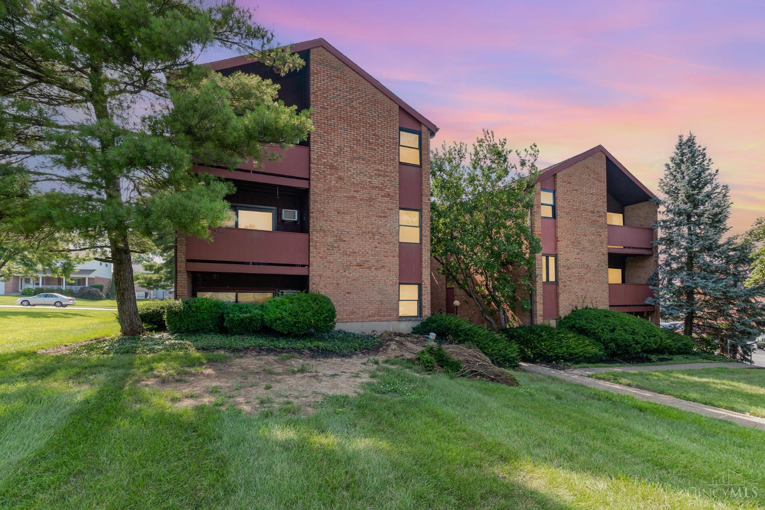 4901 Chalet Drive — photo