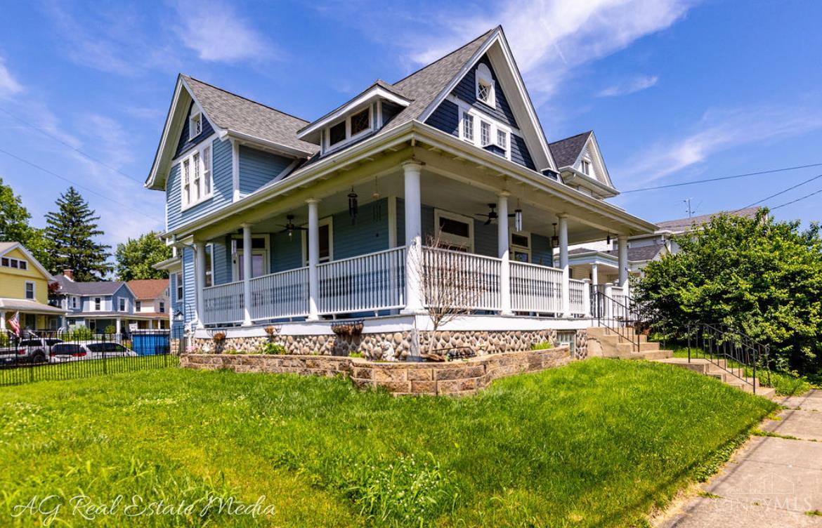 121 Eaton Avenue — photo