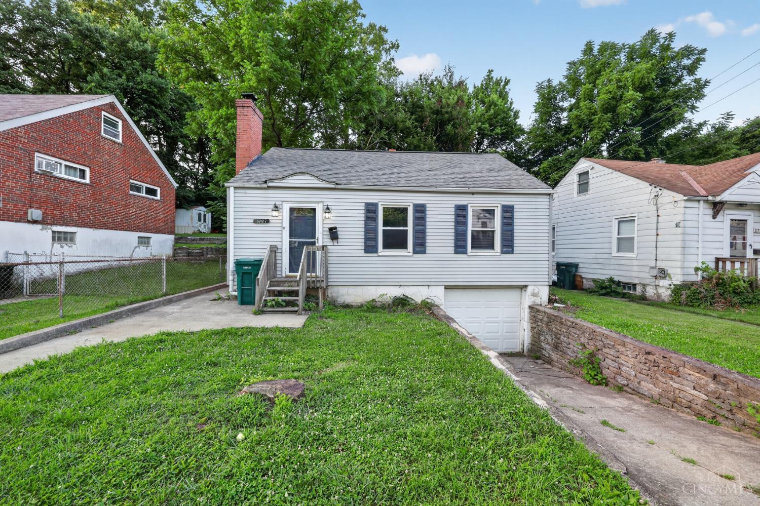1723 Ashbrook Drive — photo