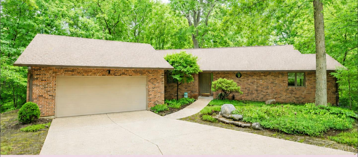 477 White Oak Drive — photo