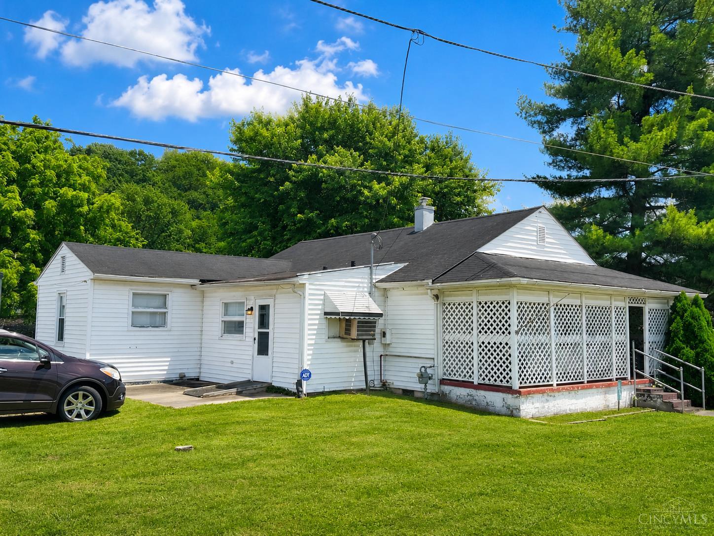 10346 US Rt 23 — photo