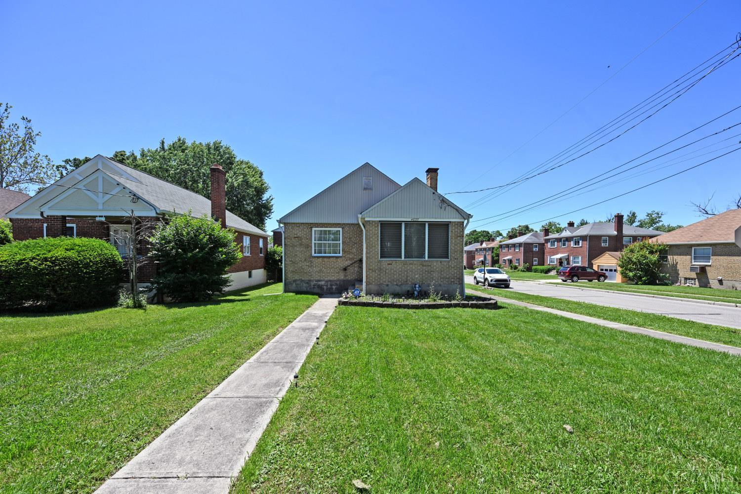 4027 Smith Road, Cheviot, OH 45211 — photo 3