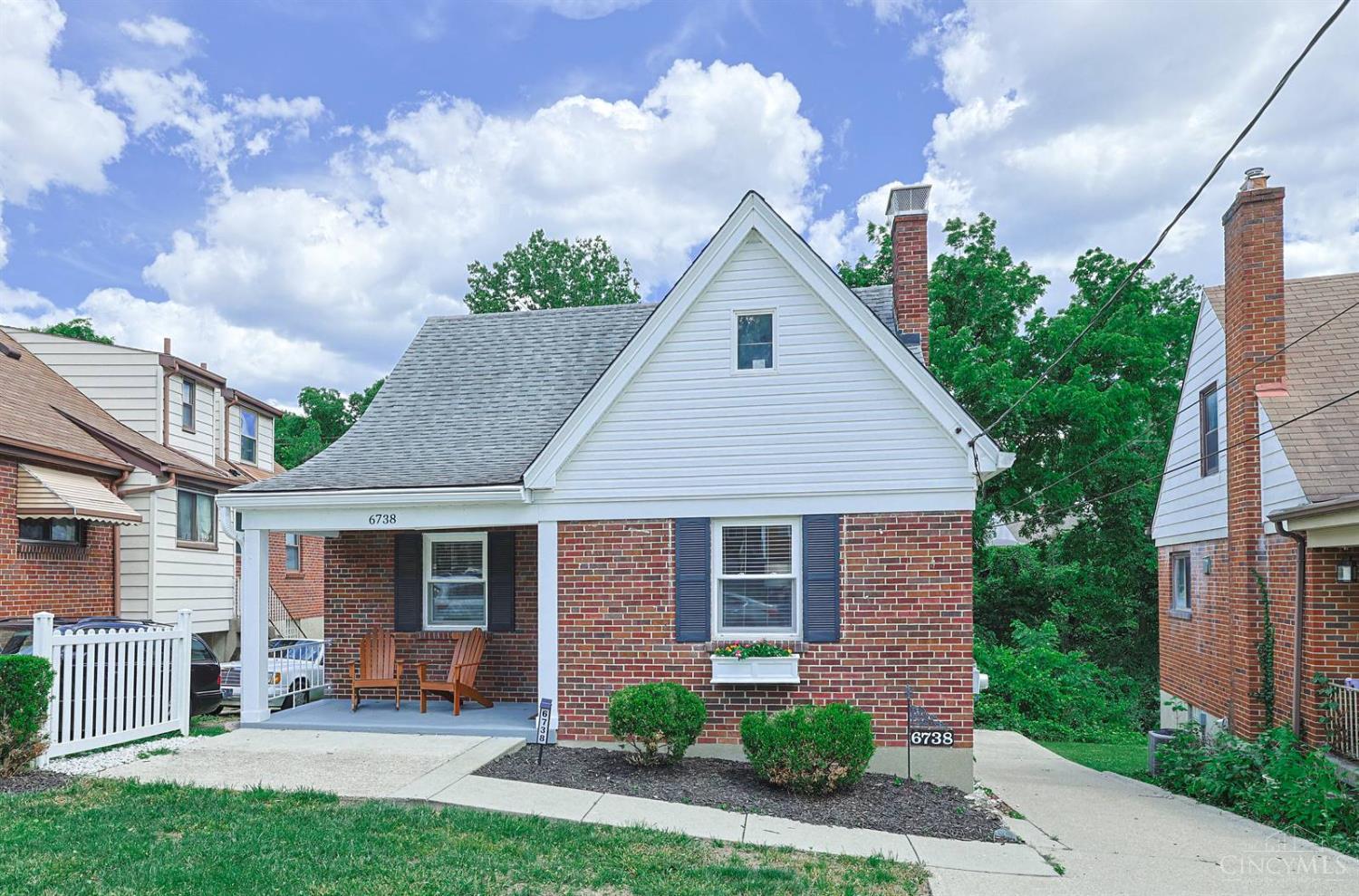 6738 Hampton Drive, Silverton, OH 45236 — photo 2