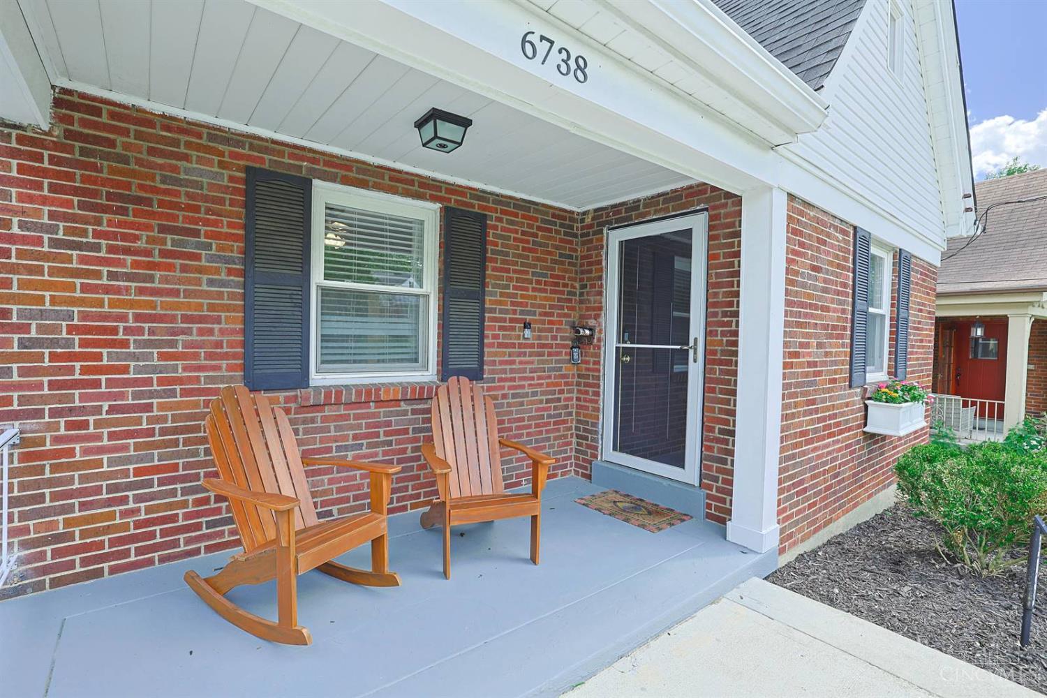 6738 Hampton Drive, Silverton, OH 45236 — photo 3