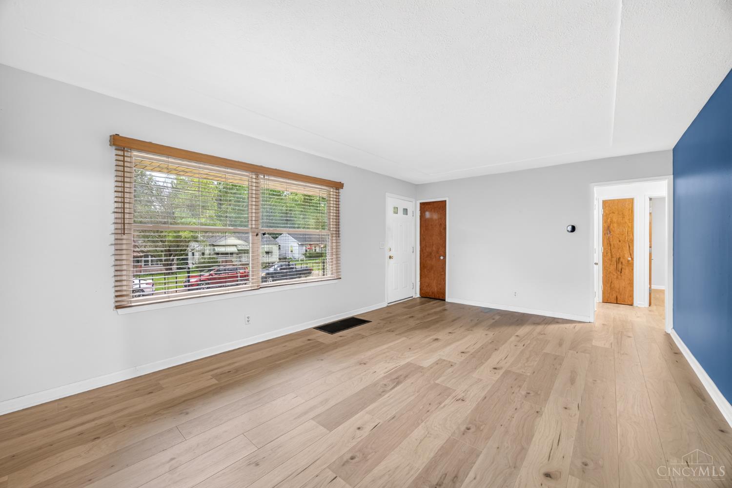 6480 Ridgefield Drive — photo