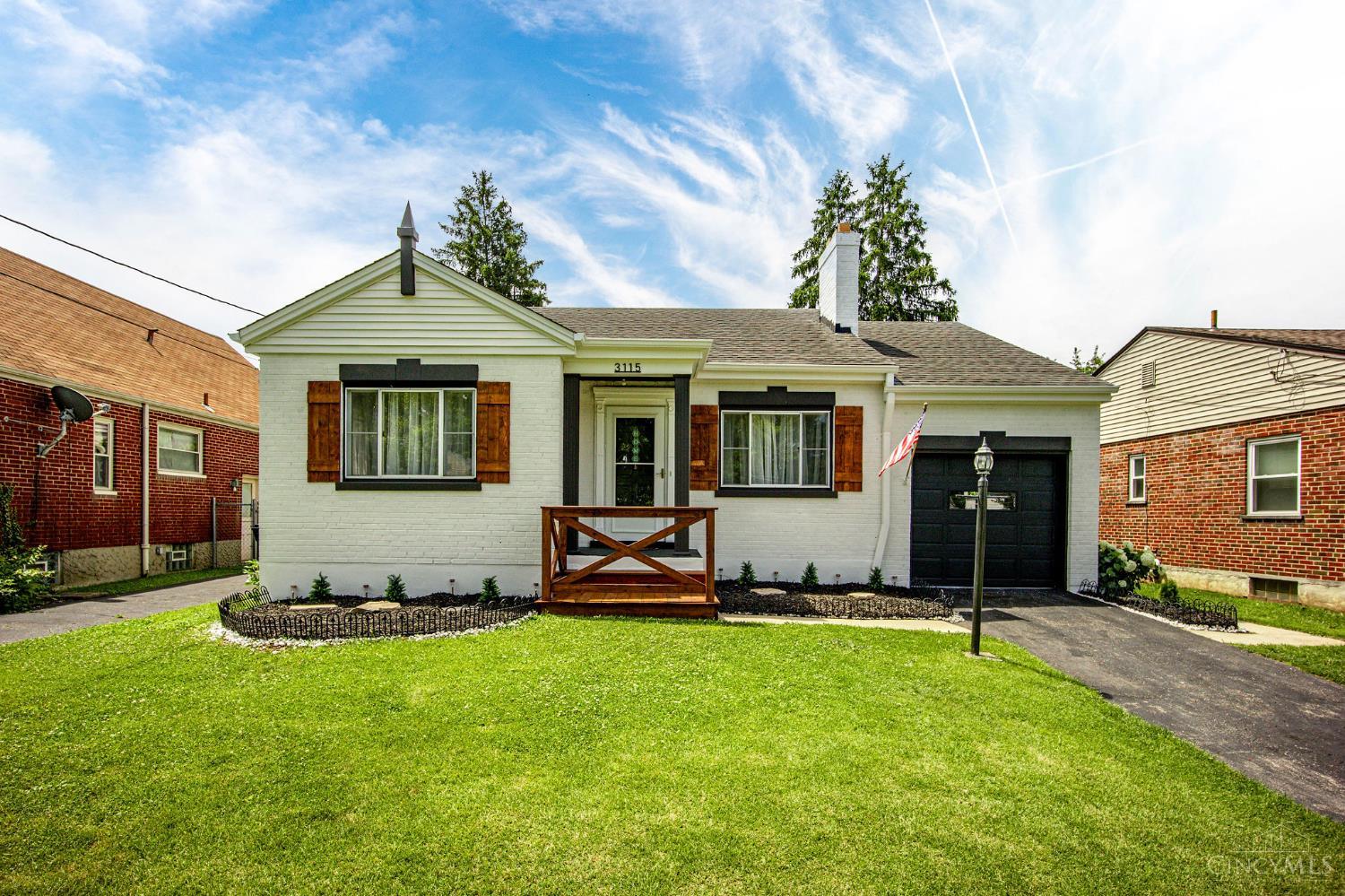 3115 Pershing Court — photo