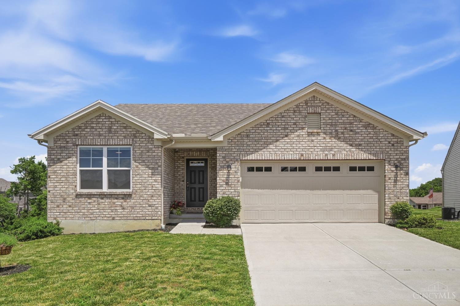 2160 Pumpkin Ridge Court — photo
