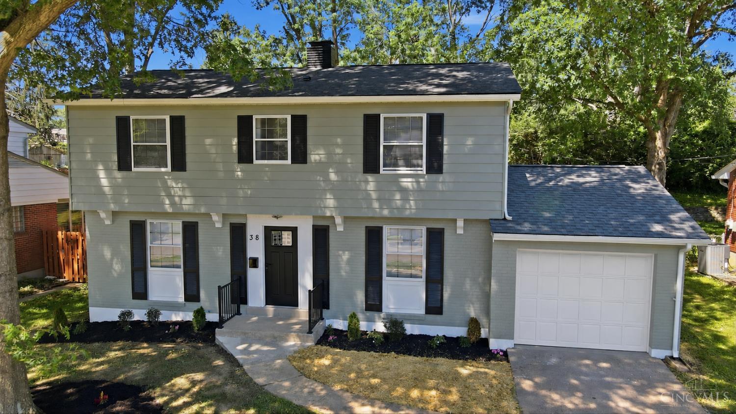 38 Handel Lane — photo