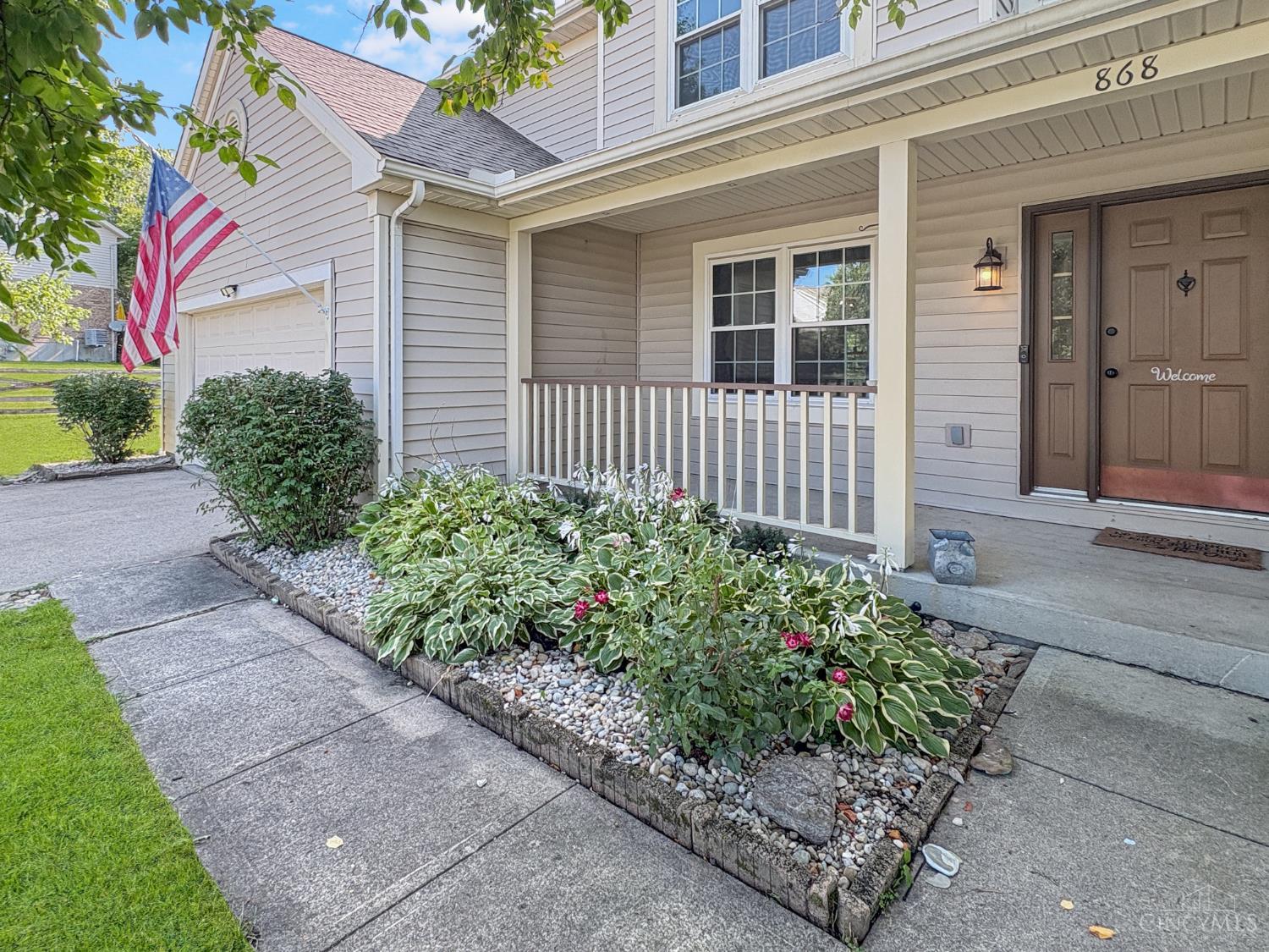 868 Arrowood Court — photo