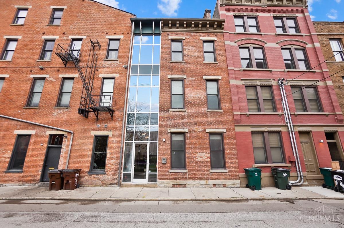 18 W Thirteenth Street — photo