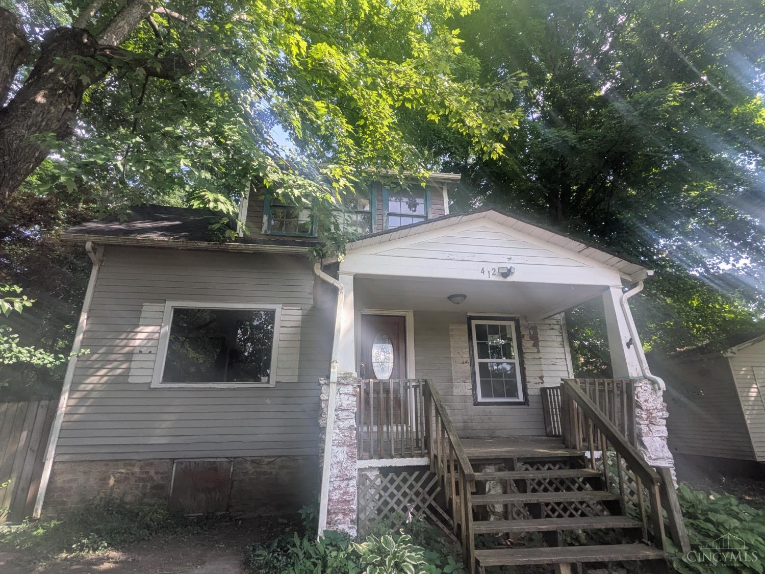 412 Main Street — photo