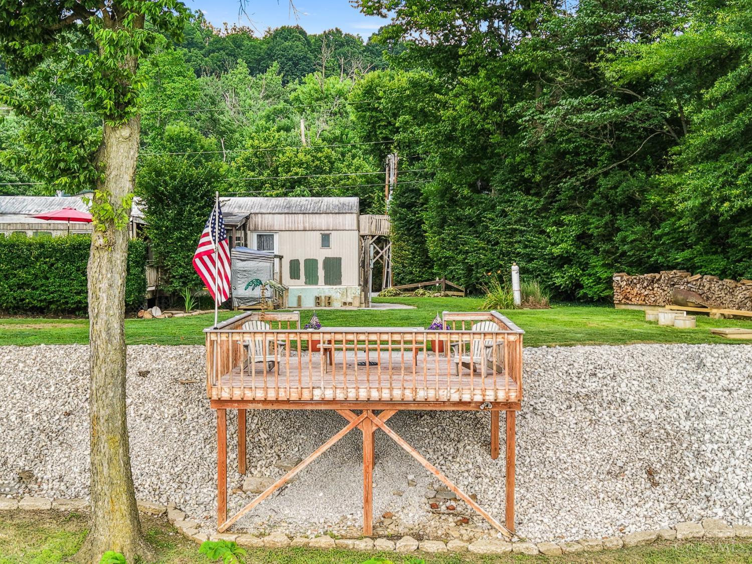 1675 US Rt 52 — photo