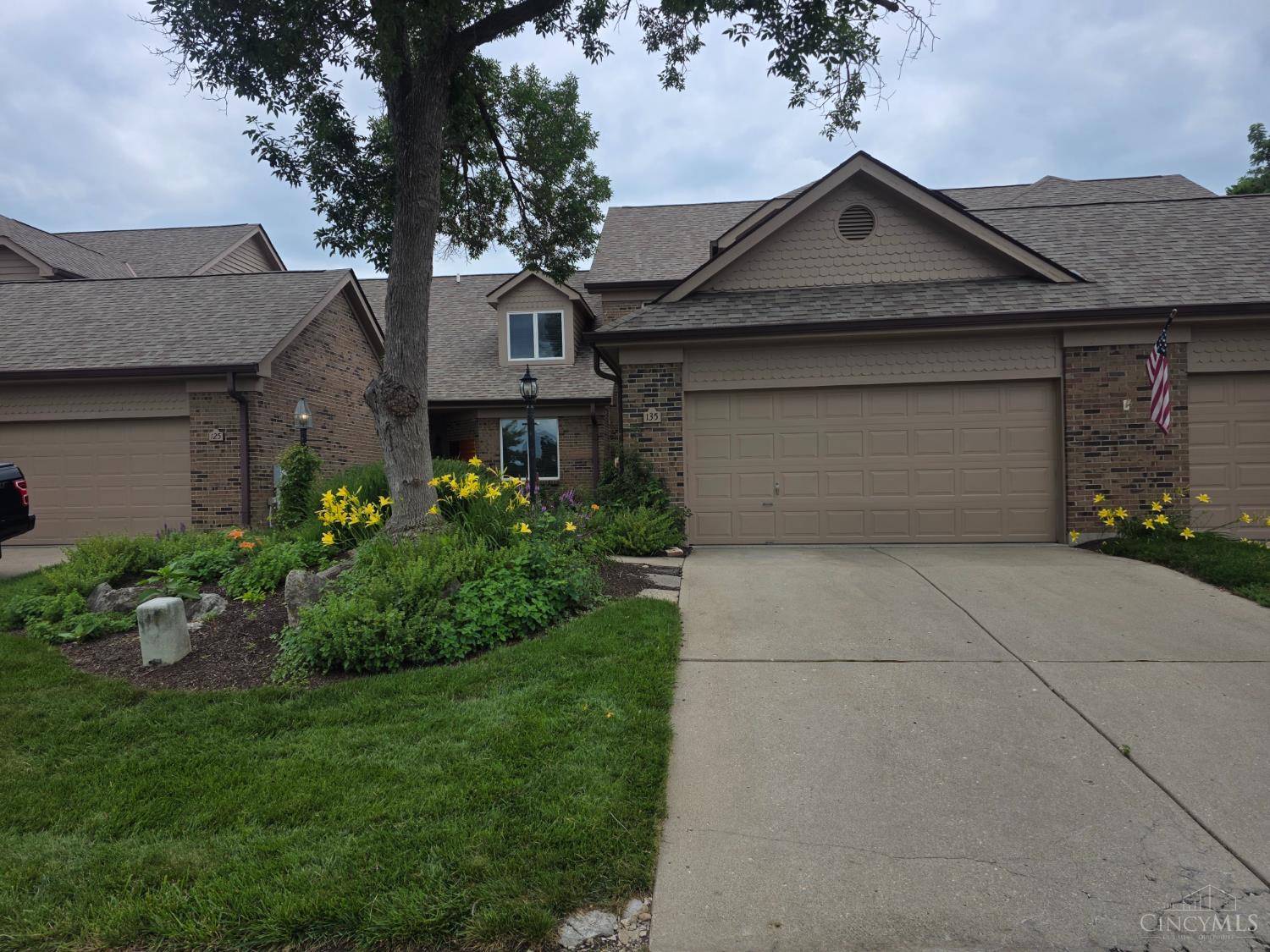 135 Pond Run Circle — photo