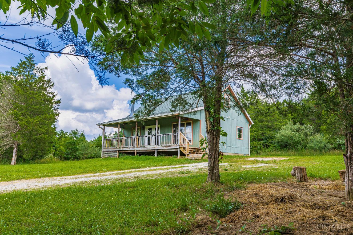 252 Bradley Lane — photo