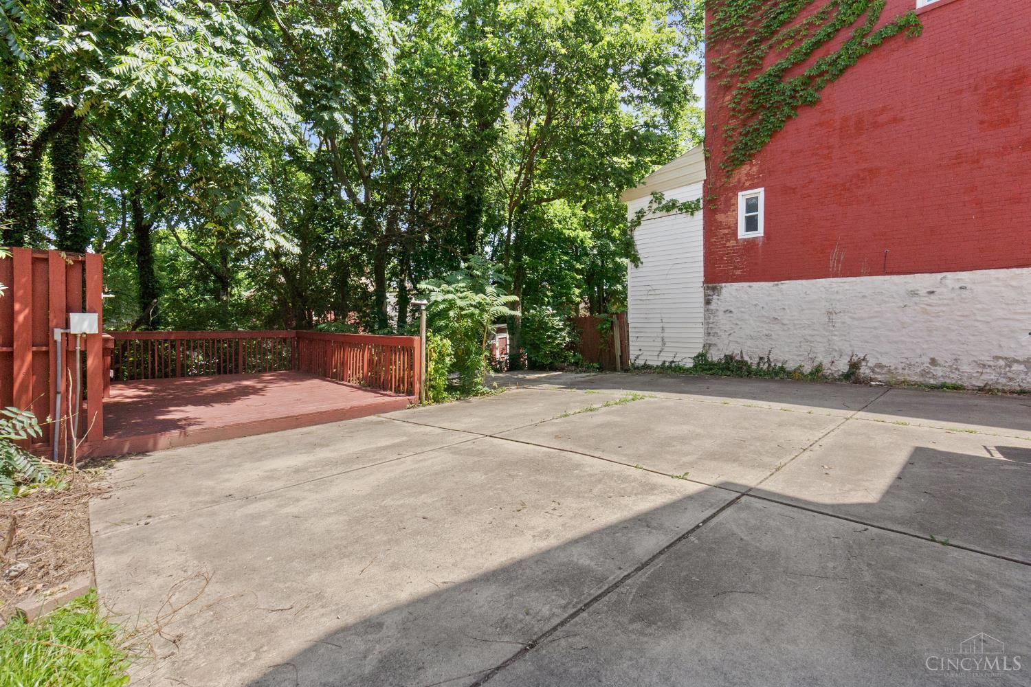 564 Considine Avenue, Cincinnati, OH 45205 — photo 2