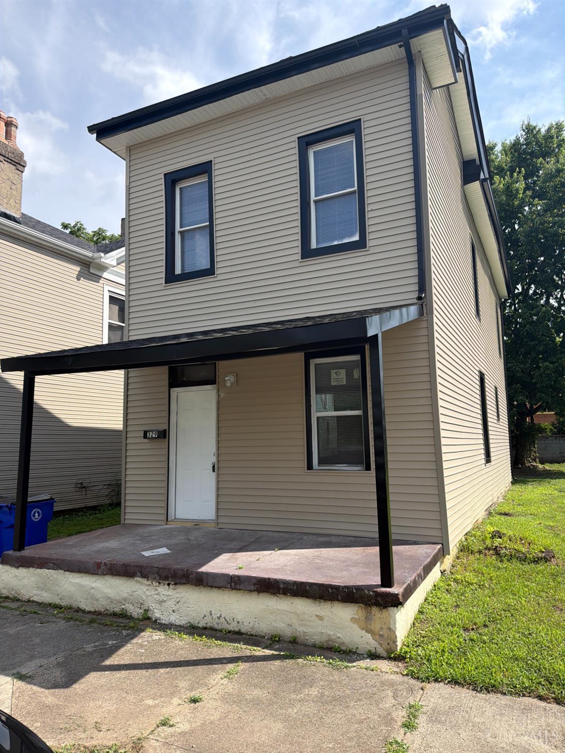 329 Charles Street — photo