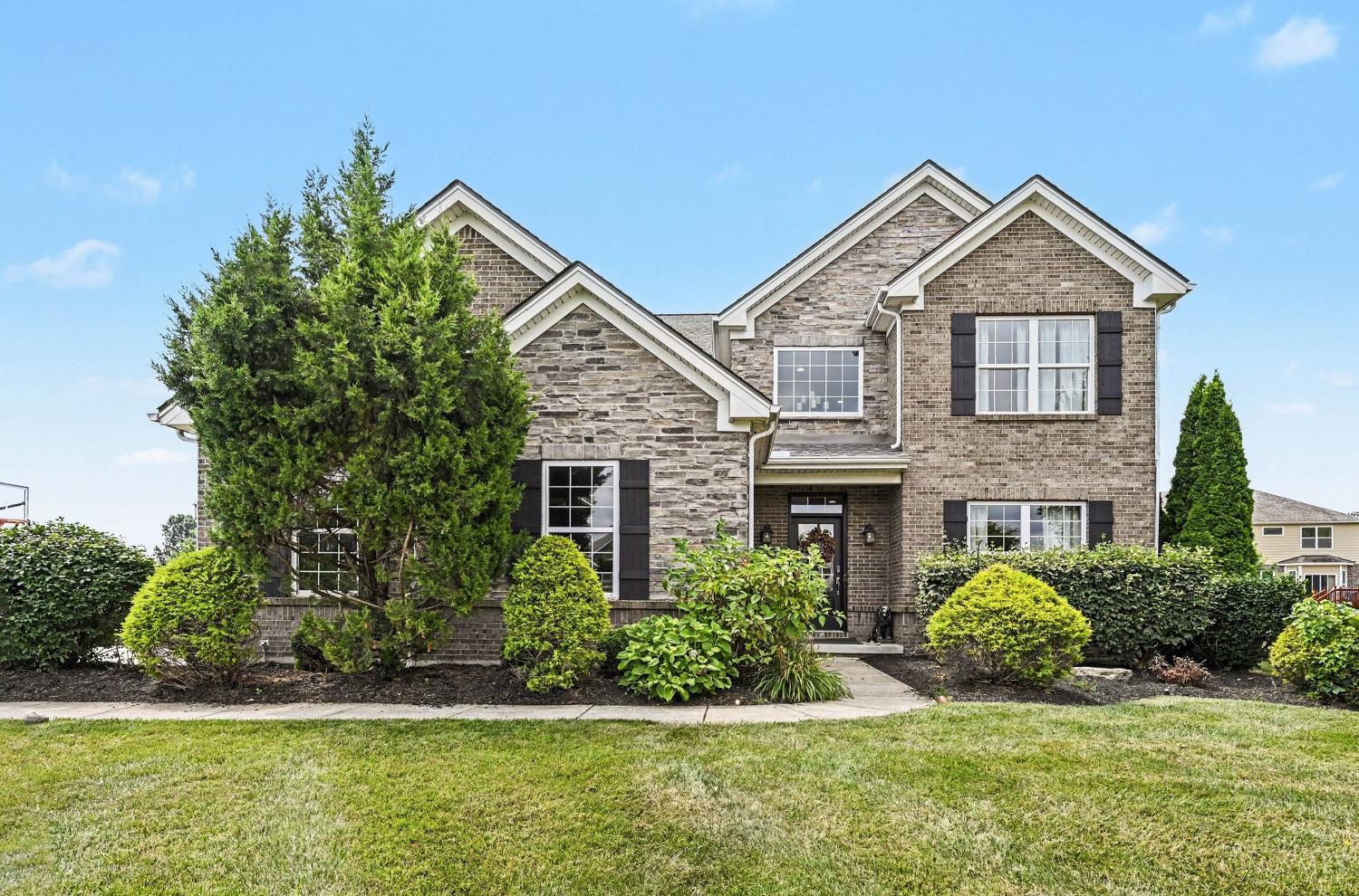 1350 Clydesdale Court — photo