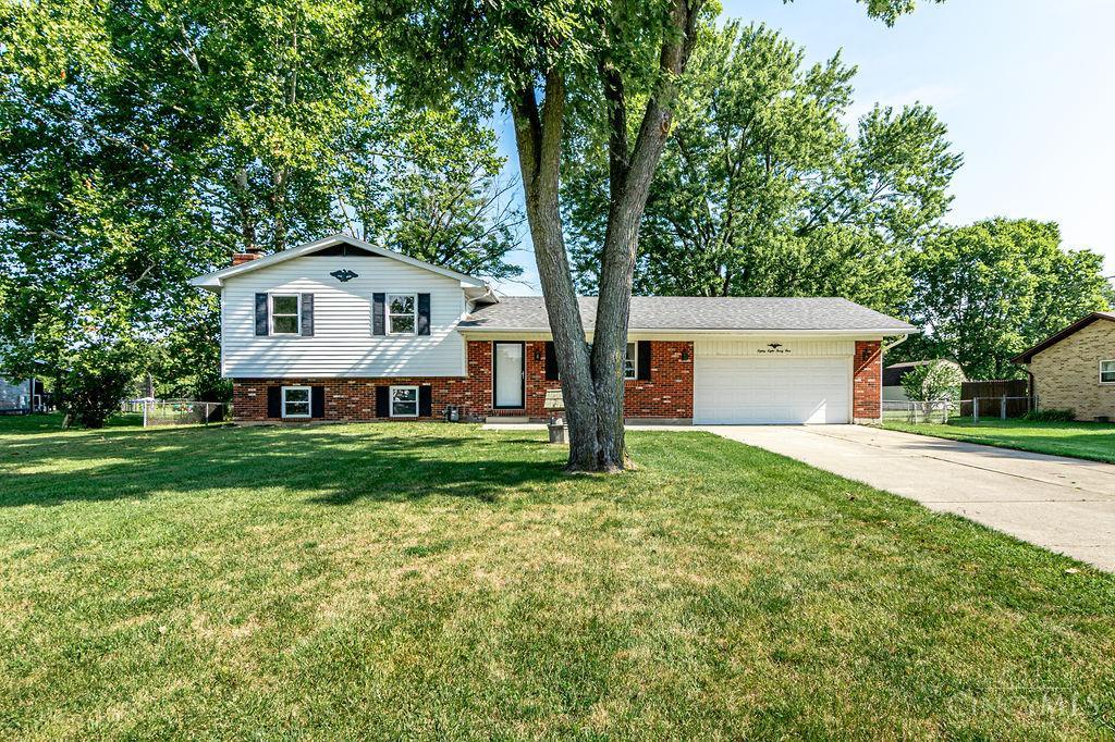 8831 Twincreek Drive — photo