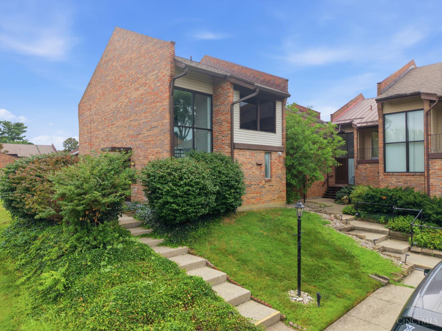 35 Stillmeadow Drive — photo