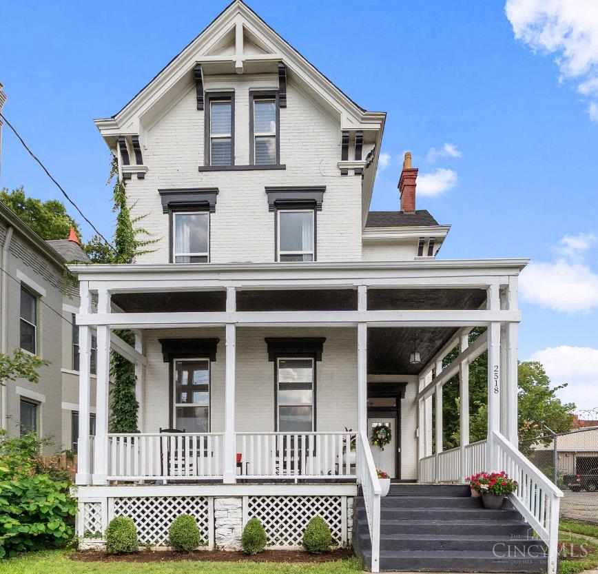 2518 May Street — photo