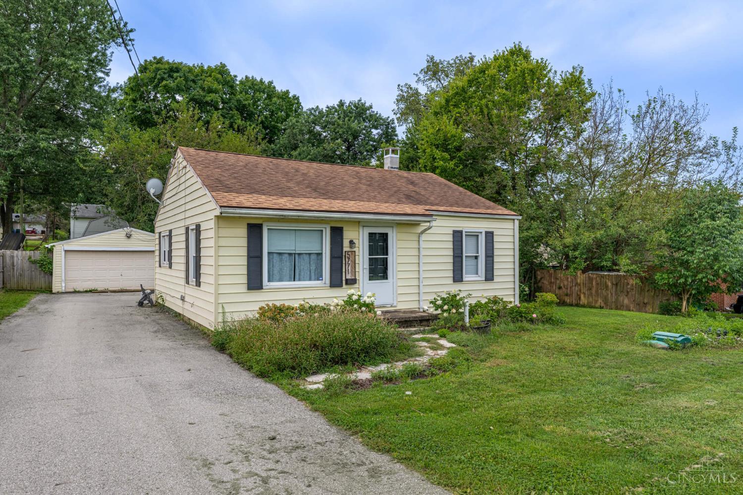 5771 Manchester Road — photo