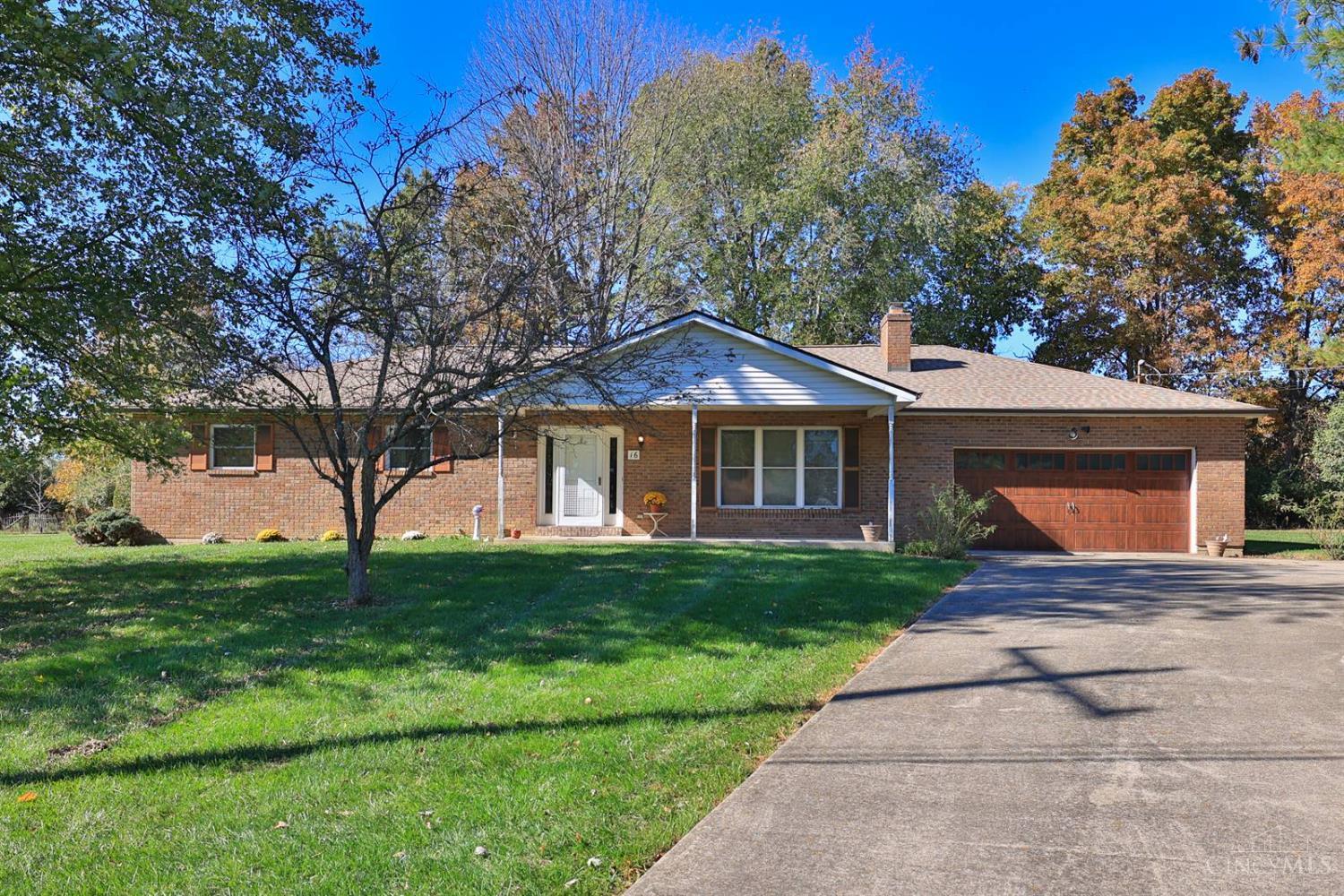 16 Lorelei Drive — photo