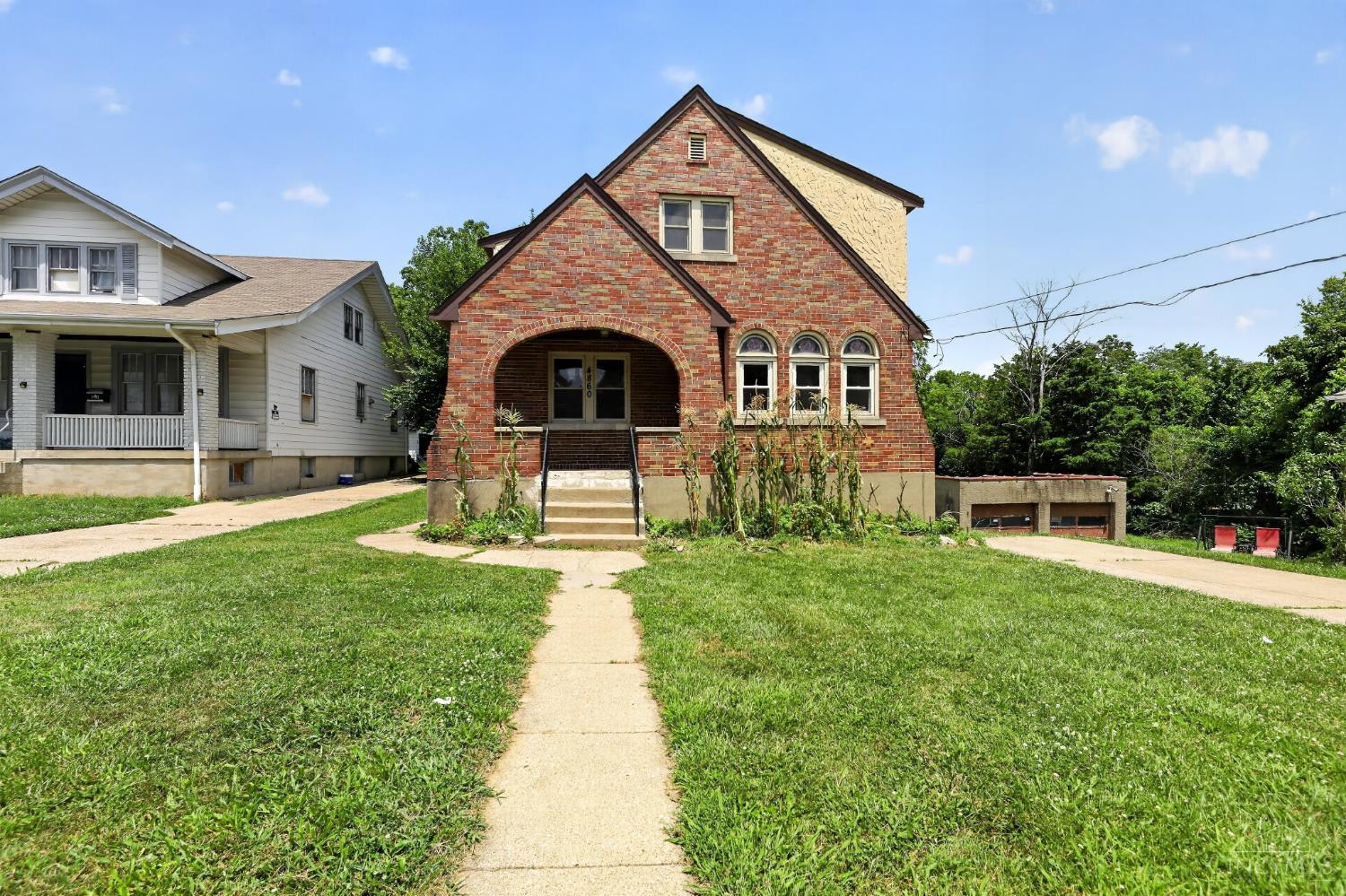 4860 Prosperity Place — photo