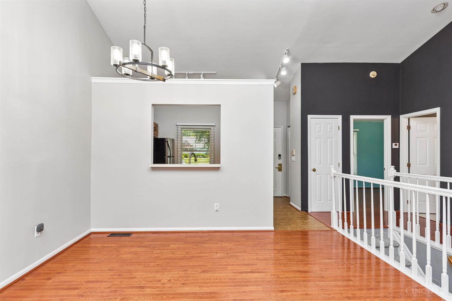 5477 Hanover Circle, Cincinnati, OH 45230 — photo 3