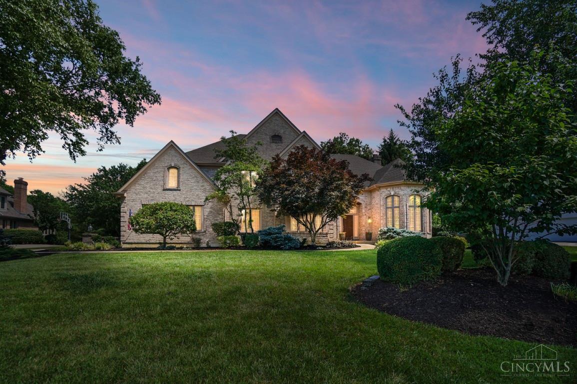 4592 Morris Court — photo