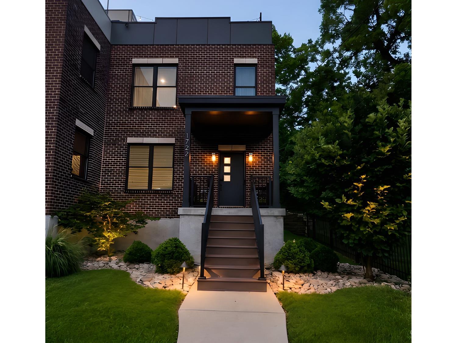 1722 Wm H Taft Road — photo