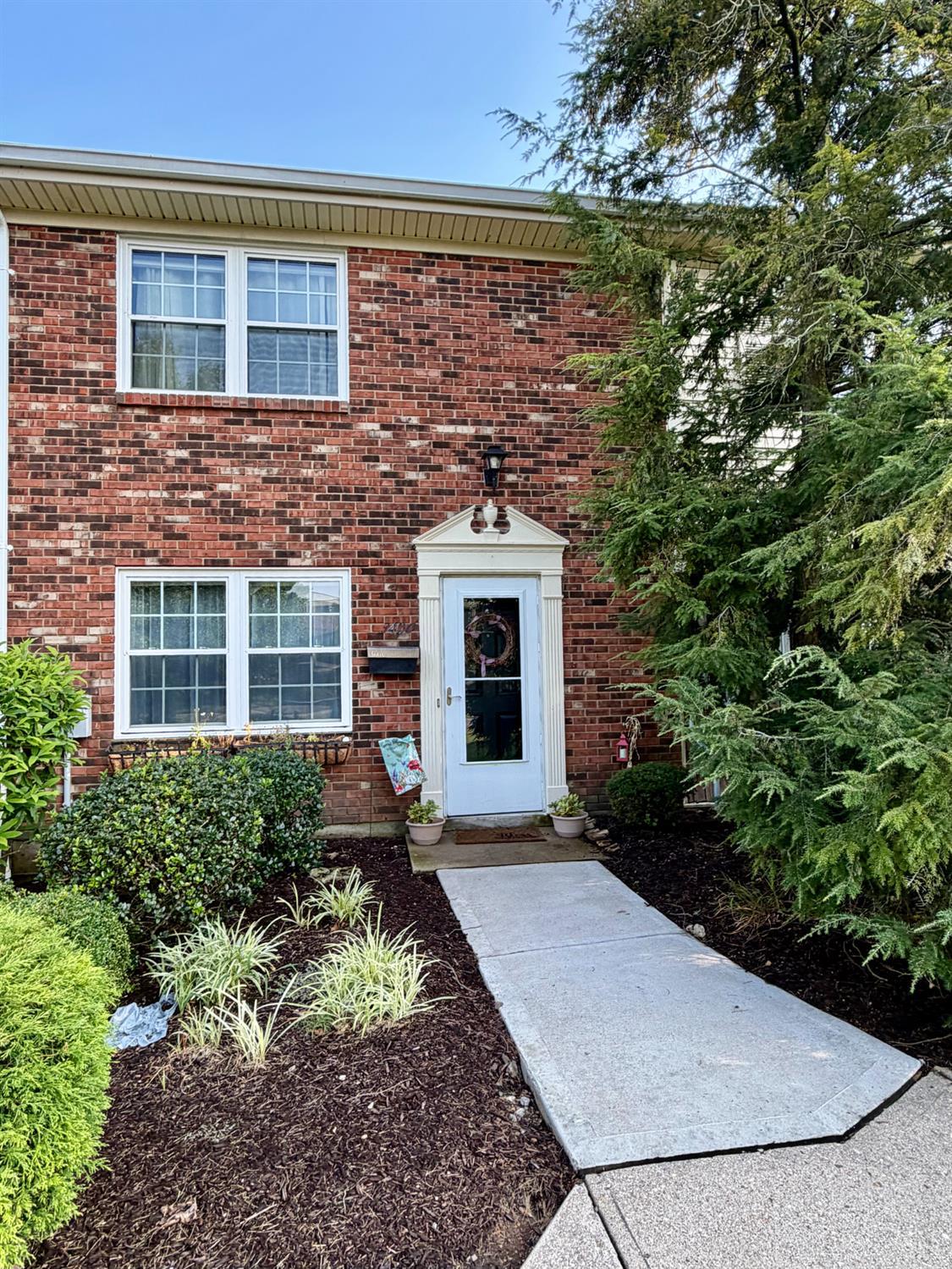 3400 Amberway Court — photo
