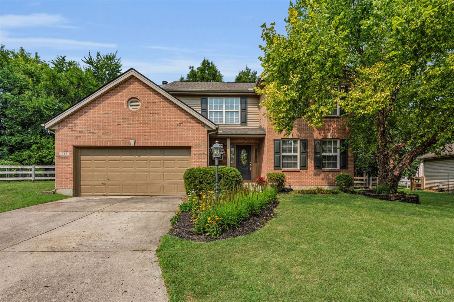 685 Linn Court — photo