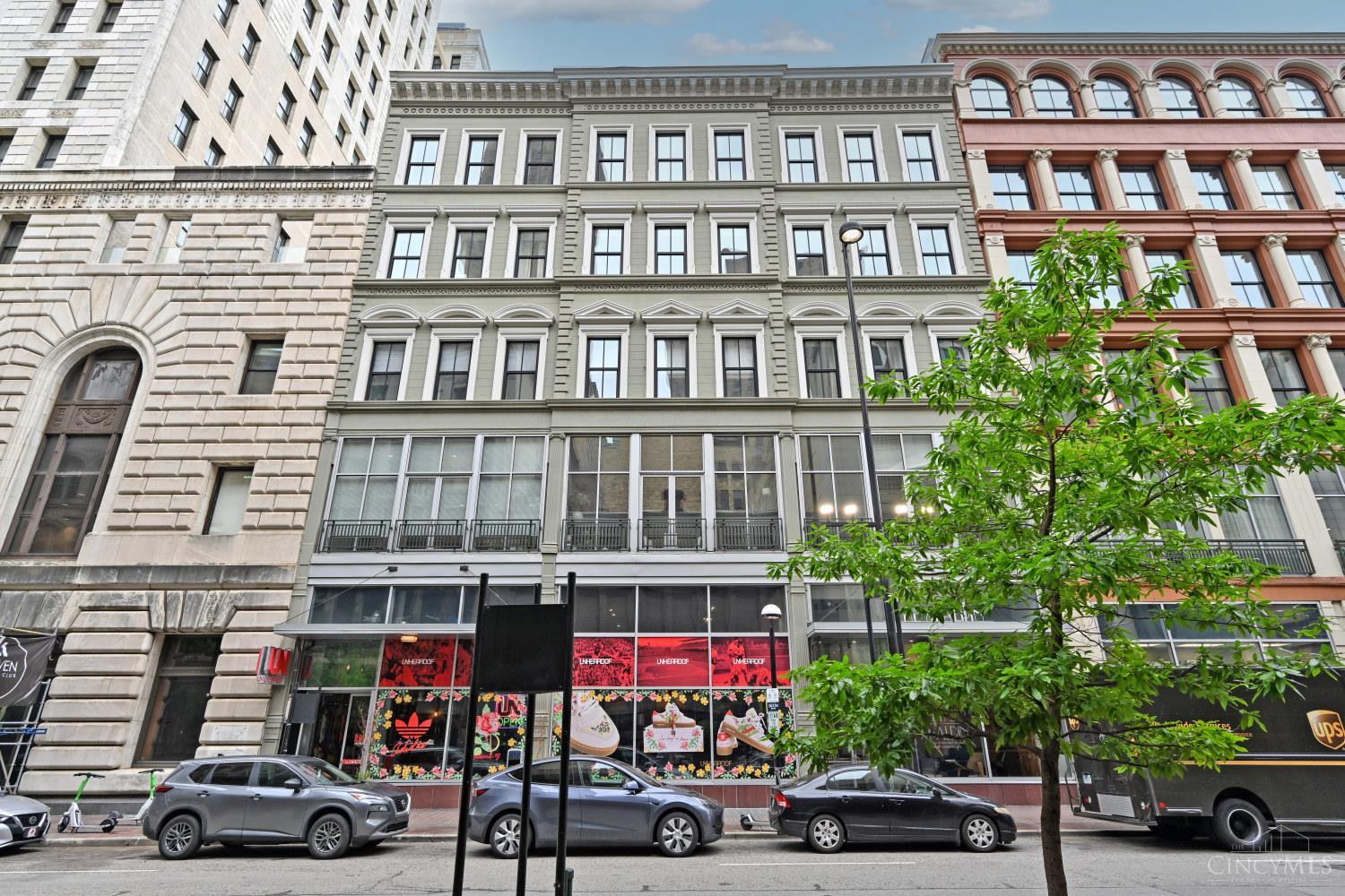 15 W Fourth Street — photo