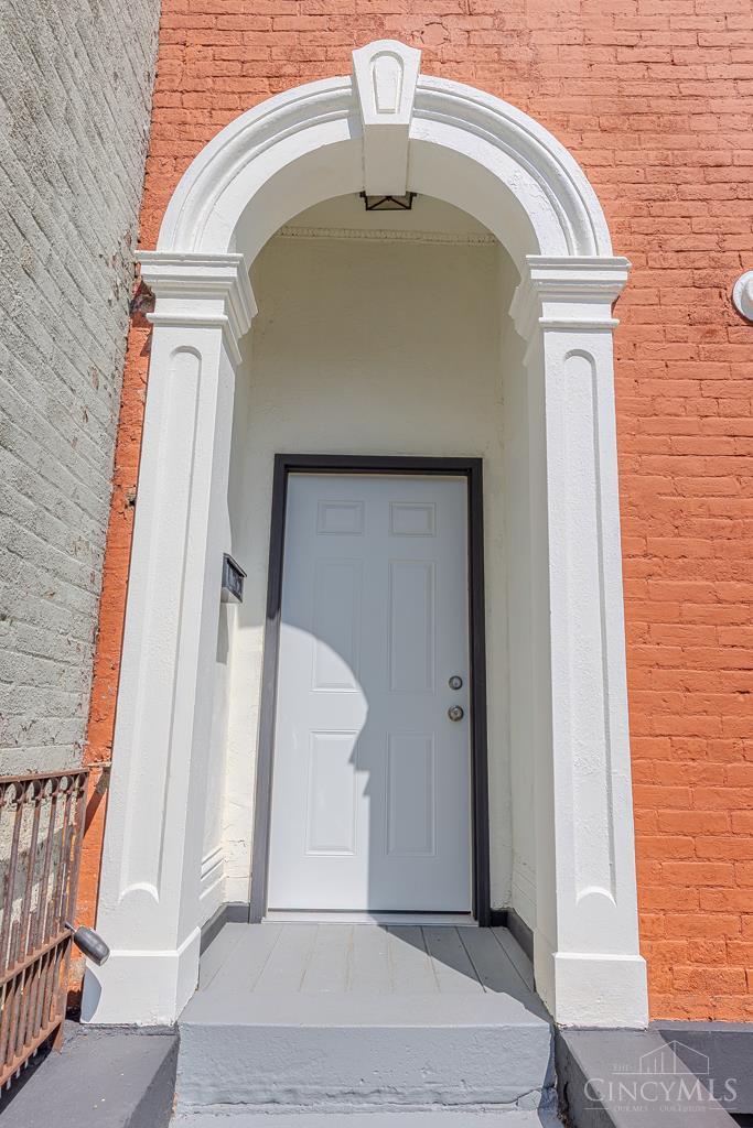 1828 Freeman Avenue, Cincinnati, OH 45214 — photo 2
