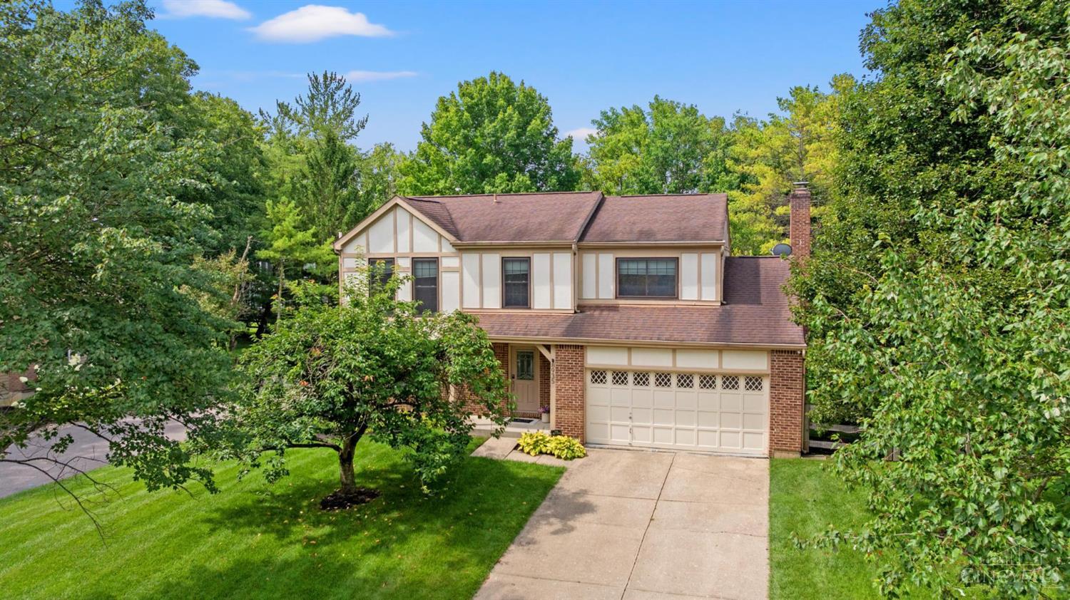 8935 Creekwood Drive — photo
