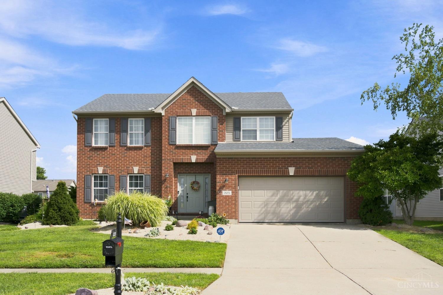 225 George Lewis Court — photo