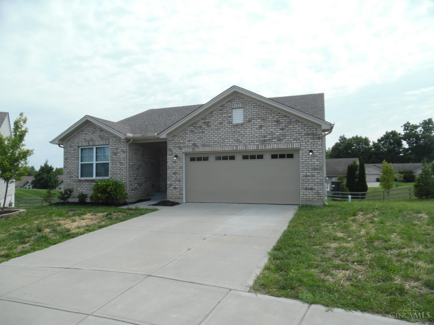 2156 Pumpkin Ridge Court — photo
