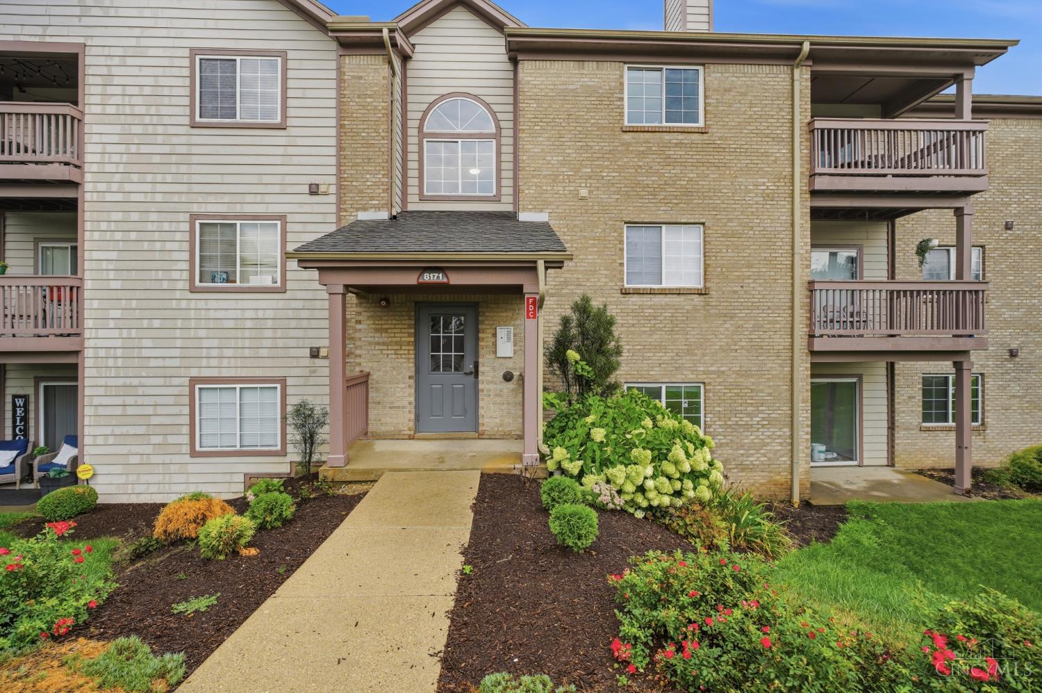 8171 Autumn Woods Lane — photo