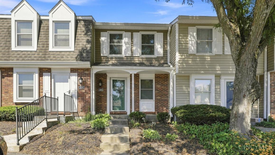 2804 Millbank Row — photo