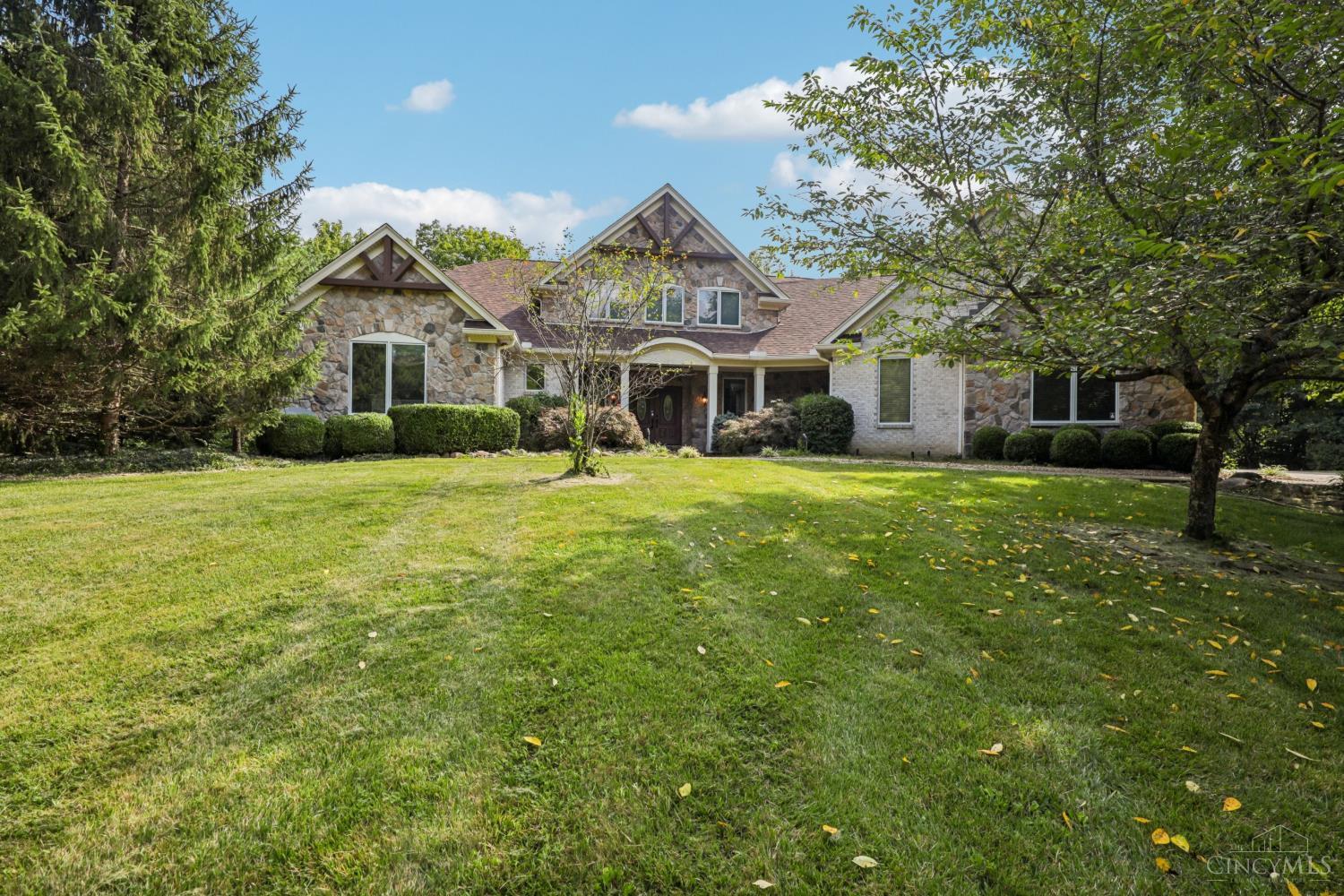 1100 Bridle Ridge Lane — photo