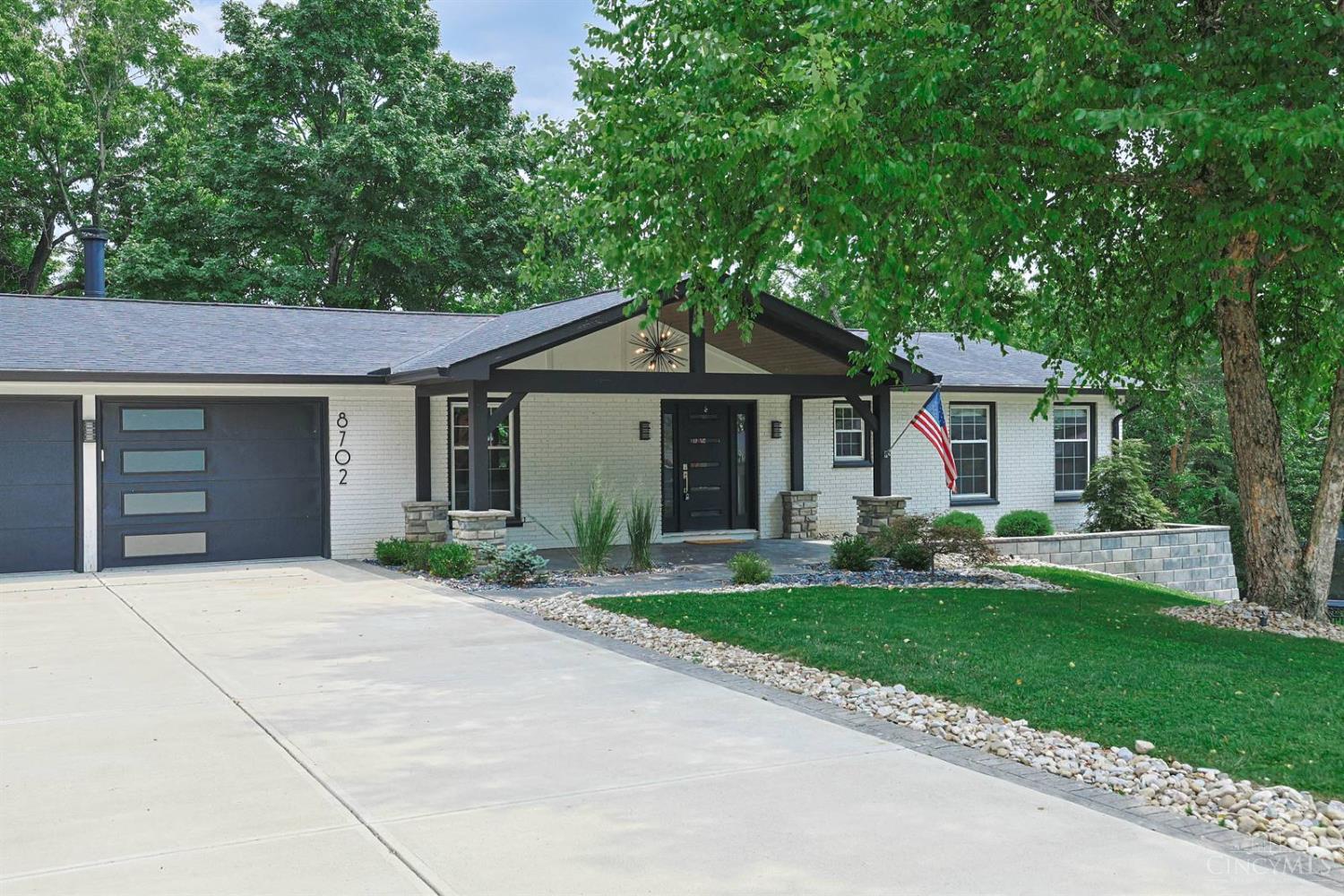 8702 Appleknoll Lane — photo