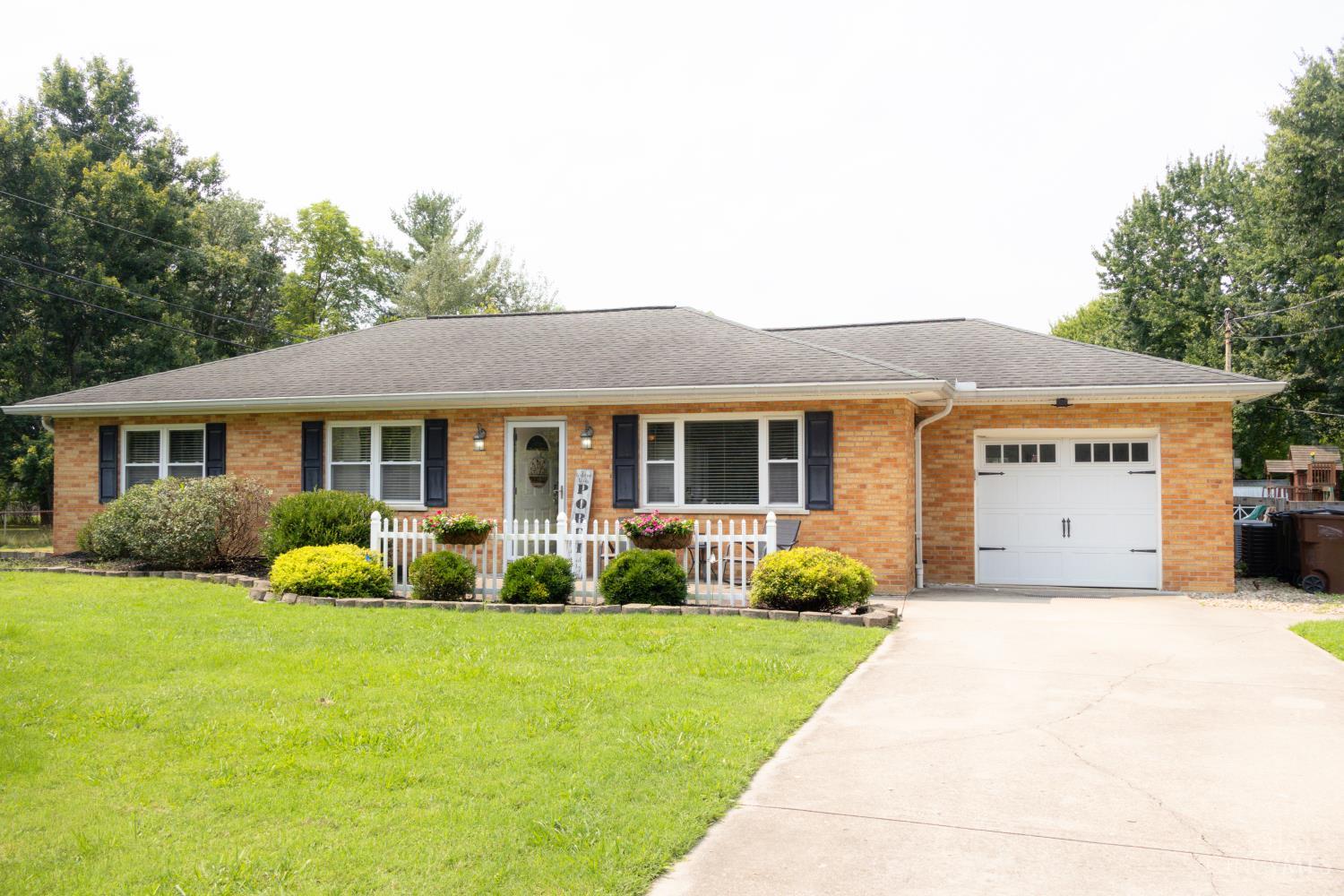 3237 Jenny Lind Road — photo