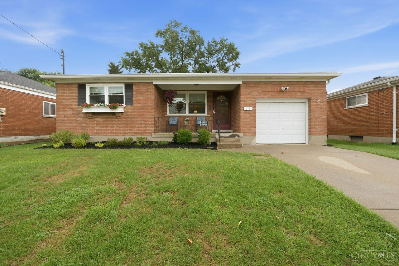 618 Ivyhill Drive — photo