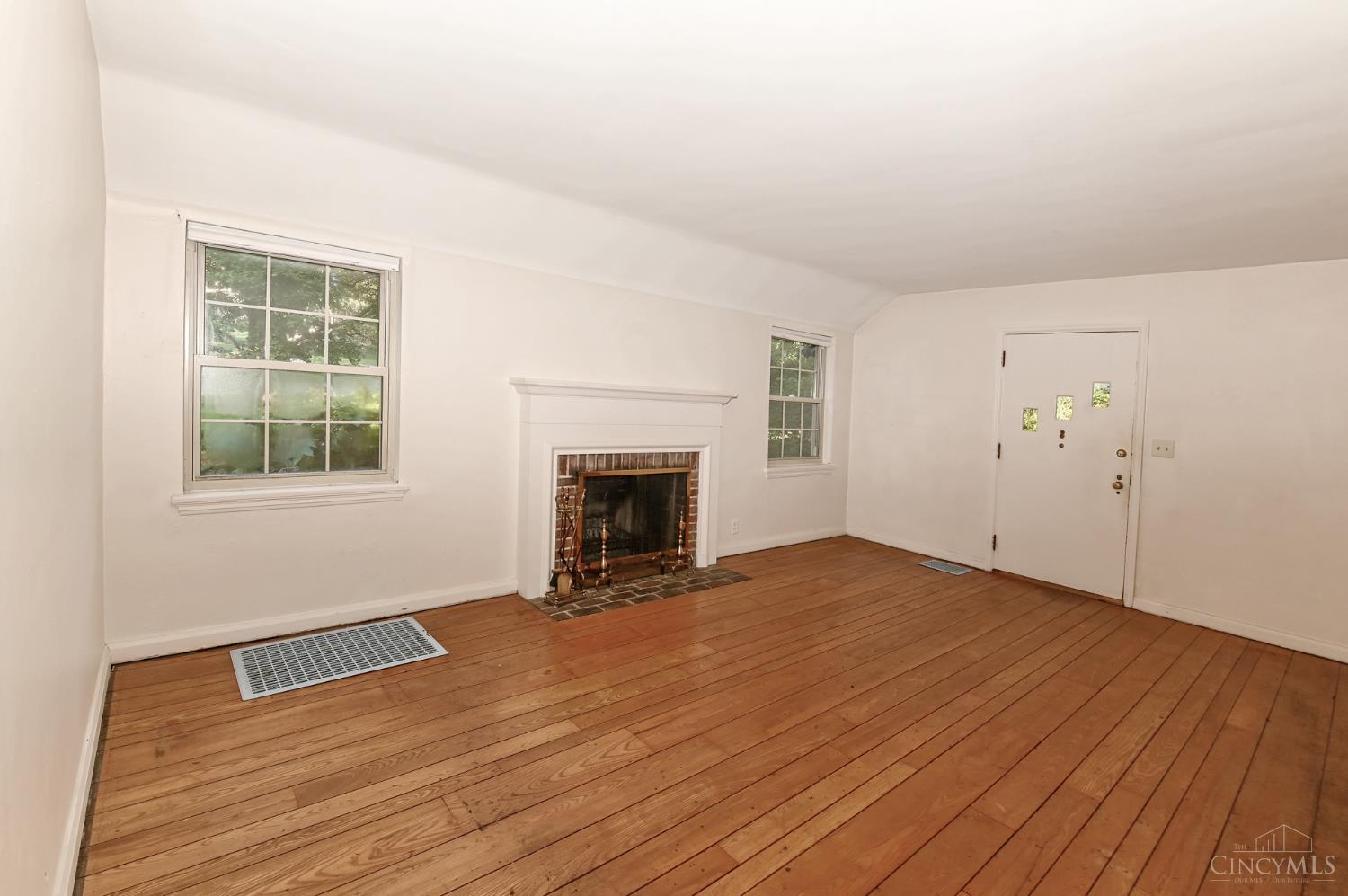 5941 Wayside Avenue, Cincinnati, OH 45230 — photo 3