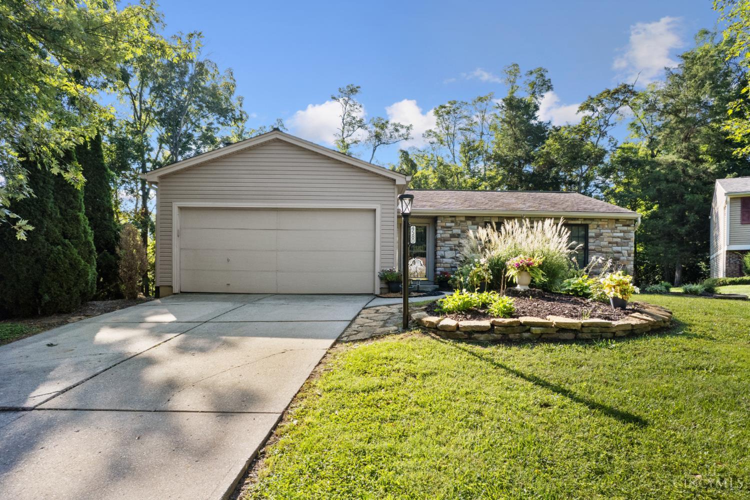 4580 Muirvalley Court — photo
