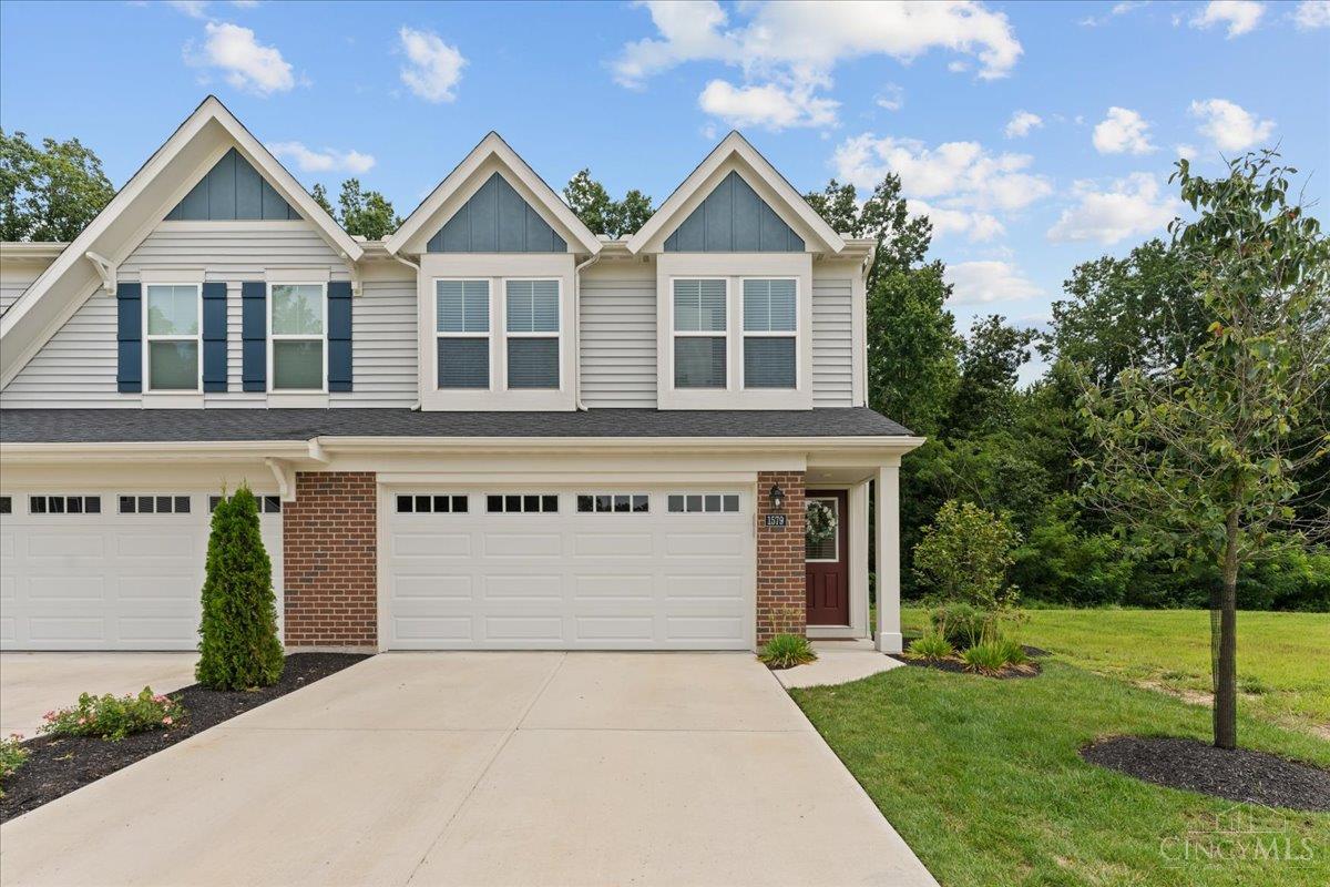 1579 Summerview Lane — photo