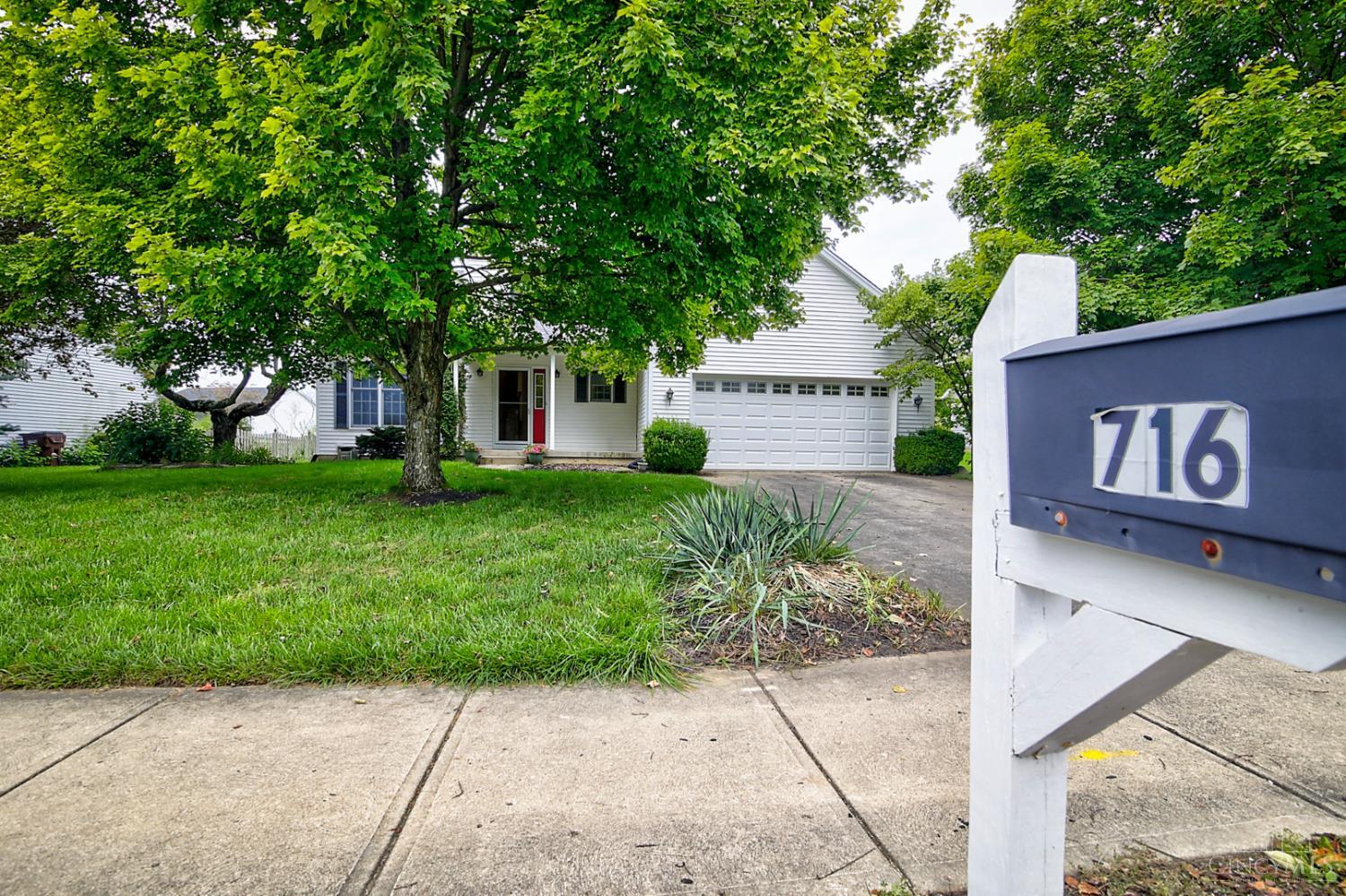 716 Winding Brook Drive — photo