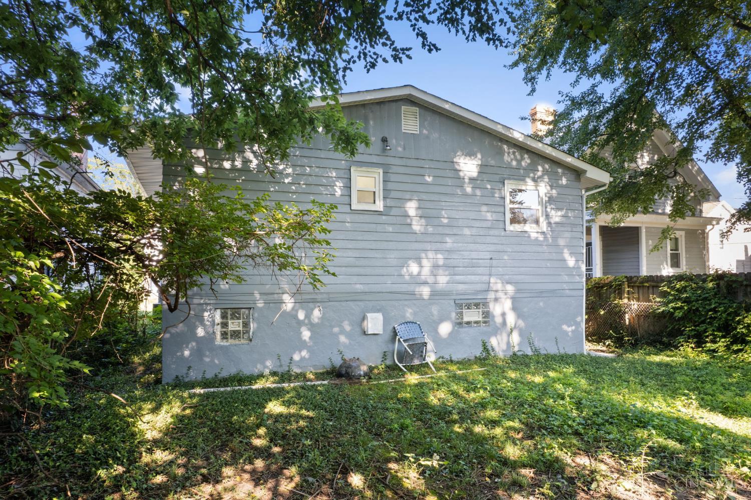 5018 Ravenna Street — photo