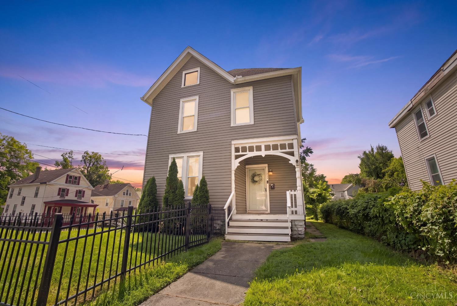 6125 Clephane Avenue — photo