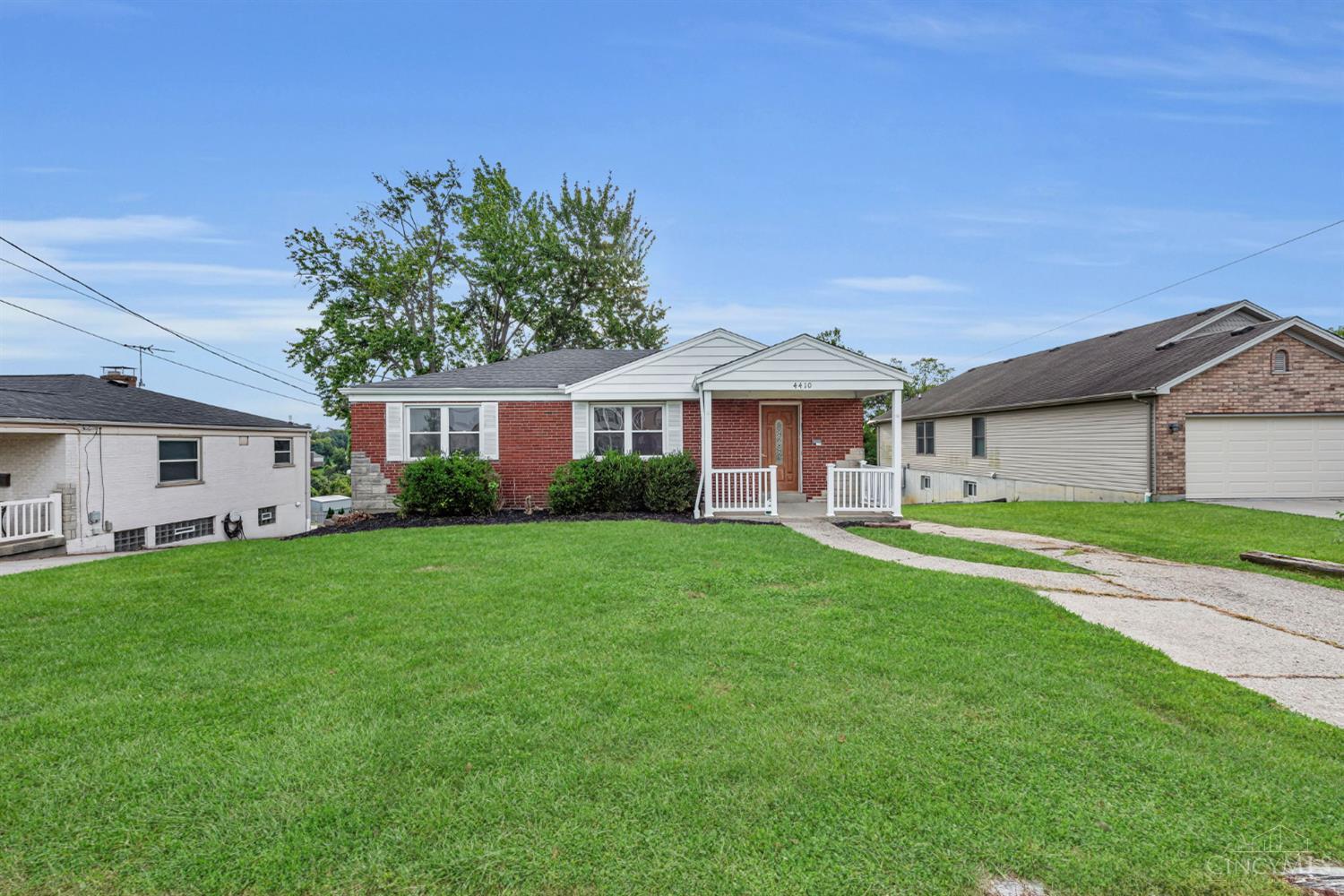 4410 Race Road — photo
